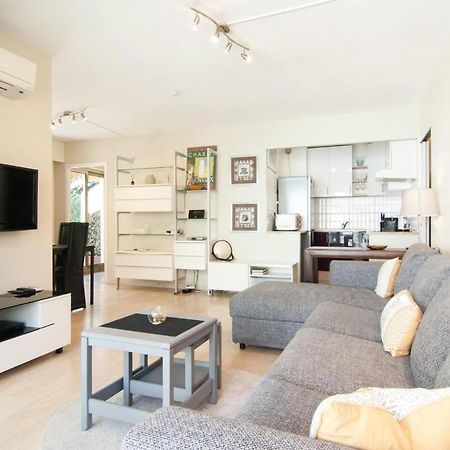 Elegant Apt W/2 Terraces/Mins To Beach & Shops أنتيب المظهر الخارجي الصورة
