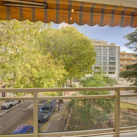 Elegant Apt W/2 Terraces/Mins To Beach & Shops أنتيب المظهر الخارجي الصورة